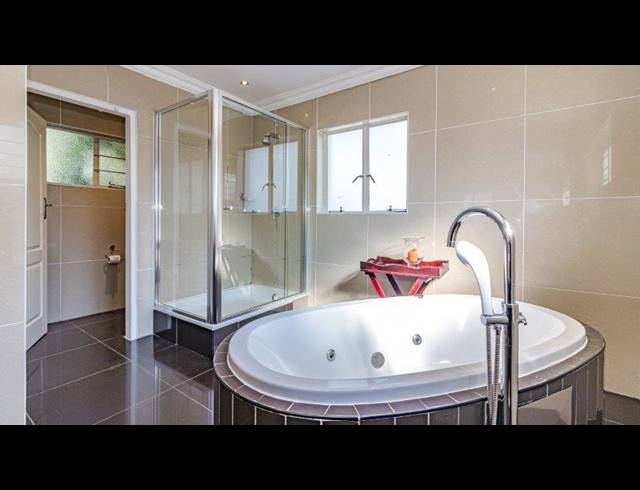 800M² HOTEL FOR SALE IN MUSGRAVE